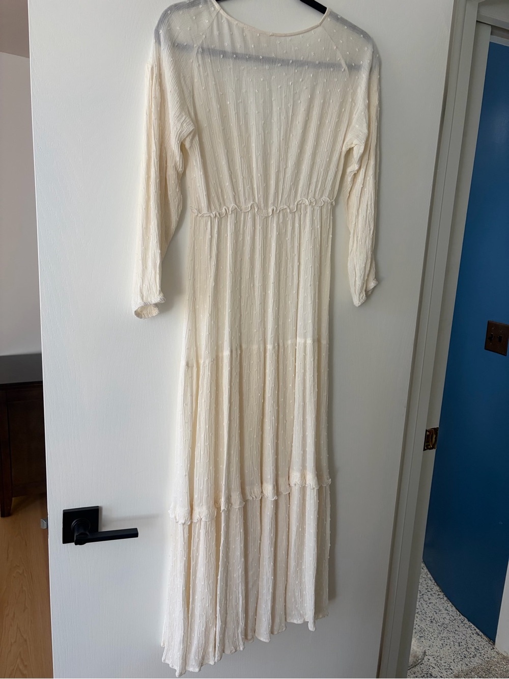 Boho, Cream Long-Sleeve Maxi Dress with Swiss Dot Texture - Picture 5 of 7